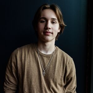 Meet your Posher, Elijah